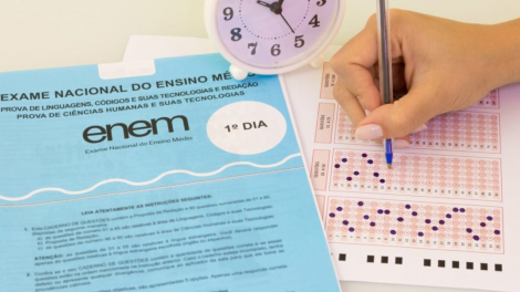 Caderno de respostas do Enem (Foto: Divulgao/Educa Mais Brasil)