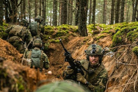 Soldado noruegus trabalha para colaborar com a presena da Otan na Litunia. (Foto: FREDERIK RINGNES/NORWEGIAN ARMED FORCES)