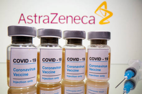 Imunizante da Astrazeneca/Oxford funciona entre idosos Dado Ruvic/Reuters