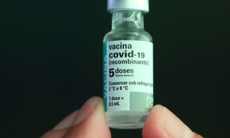 Dois teros dos latino-americanos tomaram 2 doses da vacina, diz Opas