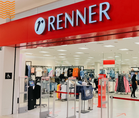  a Renner anunciou, no incio do ms, a deciso de conter despesas reduzindo suas operaes, com o encerramento das atividades de 20 lojas de suas marcas. 