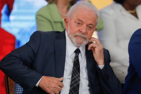 Empresas e centrais sindicais pressionam pela publicao do texto; caso Lula no se manifeste, matria  sancionada automaticamente.