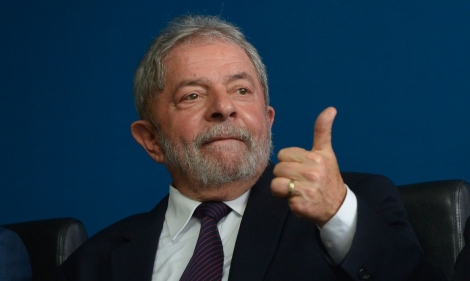 Eleito para o cargo mximo do Executivo, petista vai ganhar R$ 39.293,32 como presidente e R$ 10,3 mil como anistiado poltico. (Foto: Jos Cruz/Agncia Brasil)