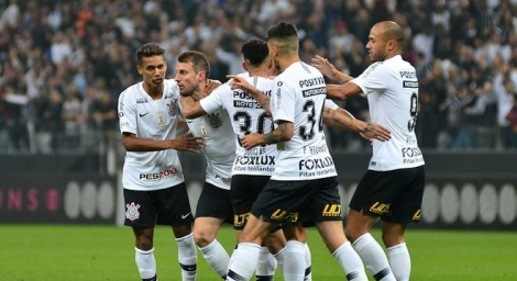 Corinthians venceu o Paran com gol de Henrique no primeiro tempo (Bruno Ulivieri/Estado Contedo)
