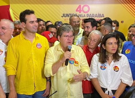 Joo Azevdo em pronunciamento aps ser reeleito governador da Paraba  Foto: Marques de Souza/TV Cabo Branco