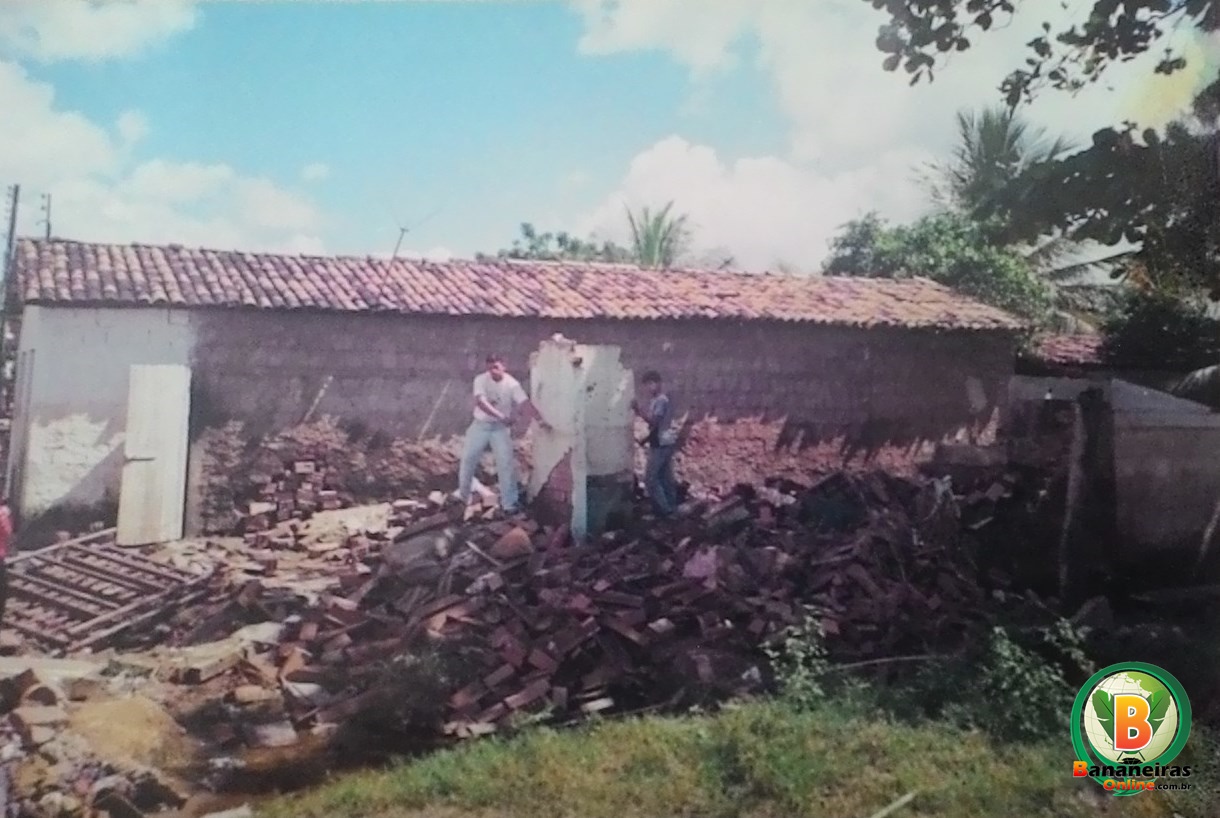 Alagoa Grande dias depois do rompimento da barragem de Camará, que aconteceu no dia 17 de junho de 2004 (Foto: arquivo pessoal)